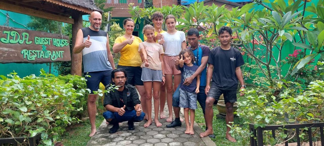 Ida Guest House & Jungle Trekking Bukit Lawang Bagian luar foto