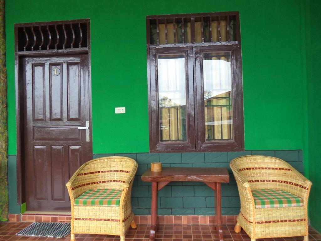 Ida Guest House & Jungle Trekking Bukit Lawang Bagian luar foto